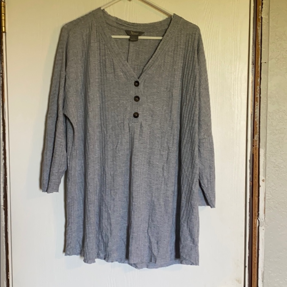 3/4 sleeve top